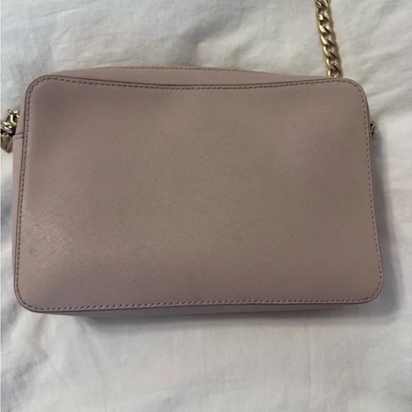 Michael Kors Jet Set East West Leather Crossbody with Michael Kors Gold Wallet - Picture 3 of 12